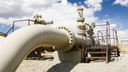 US exempts Iraq in further retreat on Iran sanctions 