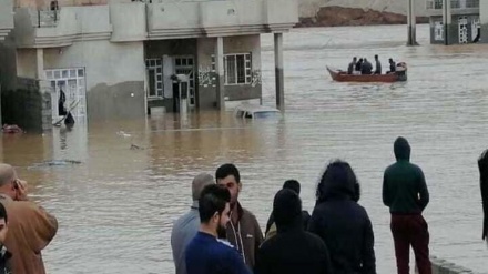 イラクで洪水により、１６人が死亡