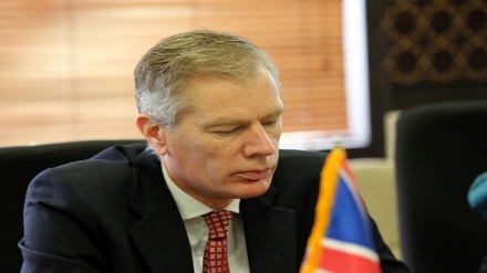 تاکید سفیر انگلیس در تهران بر ساماندهی مهاجران خارجی در ایران 