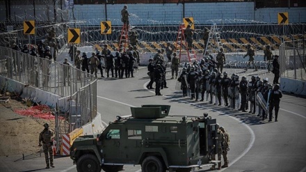 Senador demócrata culpa a Trump por incidente en la frontera