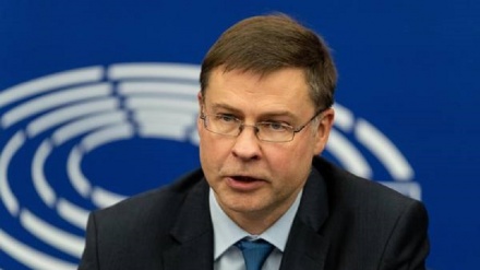 Ue avverte Washington sul ritorno della guerra commerciale Usa-Europa