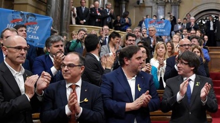 Spain prosecutors seek up to 25 years jail for Catalan leaders 
