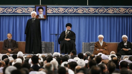 دیدگاه رهبری(دیدار میهمانان سی و دومین کنفرانس بین المللی وحدت اسلامی با آیت الله خامنه ای) 