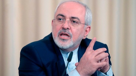 Außenminister Zarif kritisiert Schweigen des Westens gegenüber Giftgas-Angriff auf Aleppo