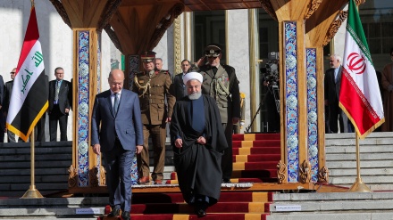 鲁哈尼为伊拉克总统举行欢迎仪式