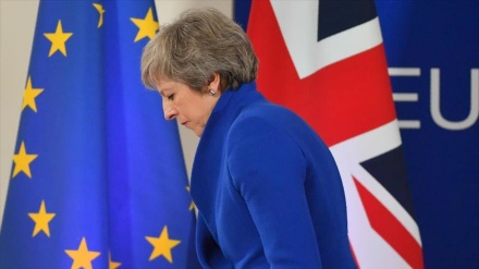 Diputados ofrecen apoyar a May sobre Brexit a cambio de su dimisión