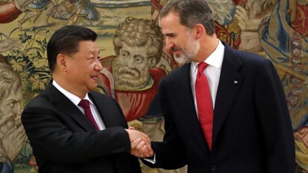 España estrecha lazos con China