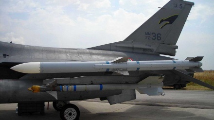 アメリカ、「日本に中距離空対空ミサイルを売却」