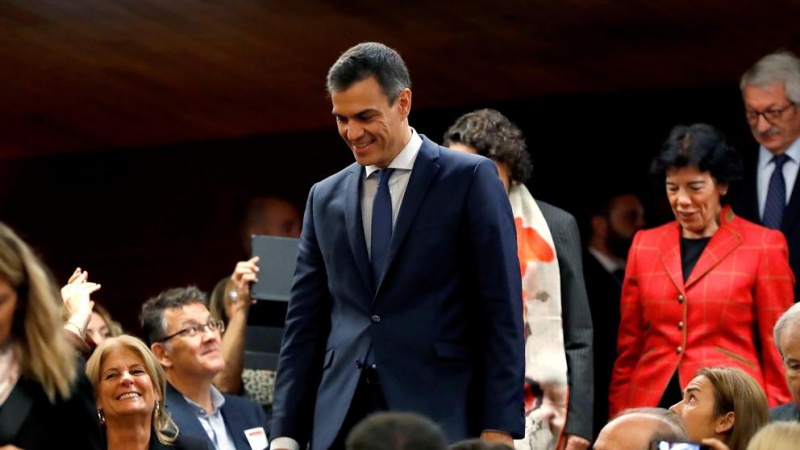 Sánchez ofrecerá al independentismo reformar el Estatut el 12 de diciembre