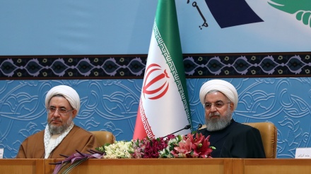 Rohani insta a naciones musulmanas a desafiar política de acoso de EEUU+fotos