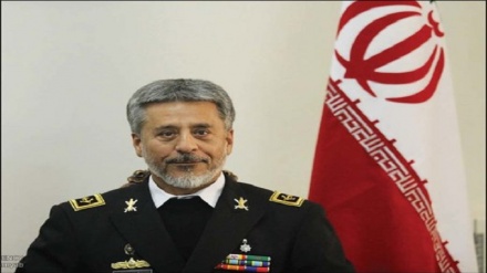 دریادار سیاری: ناوشکن سهند به دریای عمان و آب های آزاد می رود