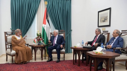 Menlu Oman Bertemu dengan Mahmoud Abbas