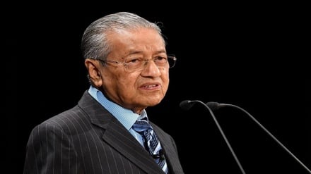 Mahathir: Trump, Pemicu Perang Dagang AS vs Cina