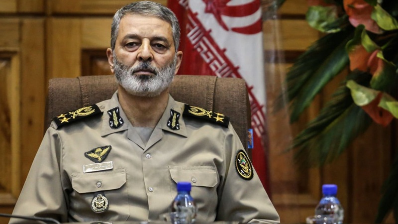 فرمانده کل ارتش ایران: شکست امریکا با وحدت ارتش و سپاه