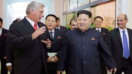 נשיא קובה נפגש עם הנשיא קים ג'ונג און בצפון קוריאה