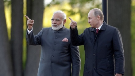 India chooses Russia despite US pressures