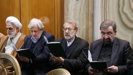 Suasana Doa untuk Almarhum Ayatullah Hashemi Shahroudi