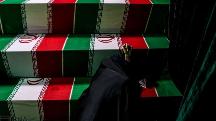  ورود پیکرهای ۲۶ شهید تازه تفحص شده دفاع مقدس به خاک ایران اسلامی 
