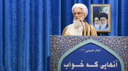 Imami i namazit të së premtes në Teheran: Amerikanët kanë frikë nga forca mbrojtëse e Iranit