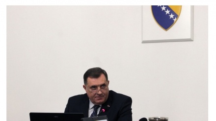 Forcat ruse hyjnë në Bosnje, BE paralajmëron pasoja për Dodik!…