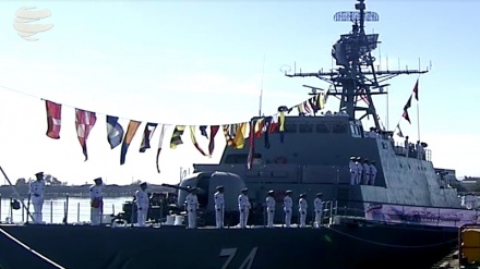 Iran yazindua manowari mpya ya kisasa katika Ghuba ya Uajemi