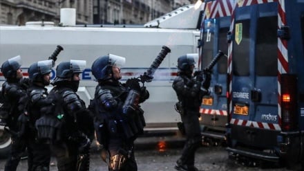 Policía francesa arresta a 220 manifestantes de chalecos amarillos+Video