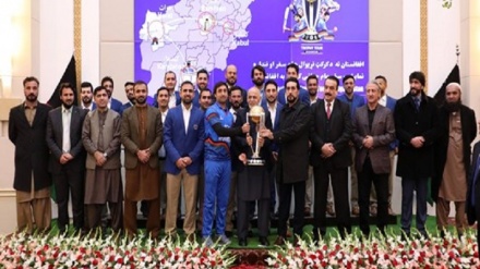 غنی: همه امکانات در اختیار تیم ملی کریکت افغانستان قرار خواهد گرفت