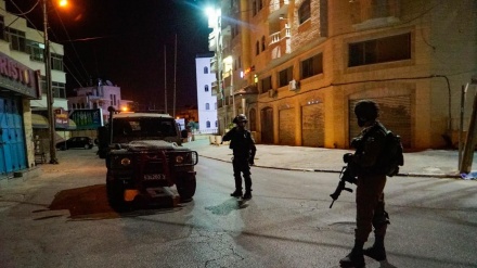 Bentrokan Sengit Berkecamuk di Kamp al-Am'ari