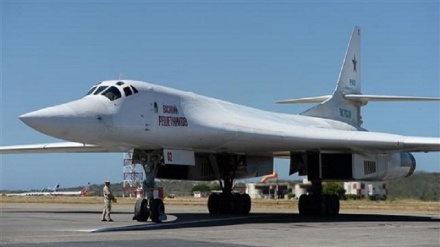 Venezuela: giunti a Caracas due bombardieri russi con capacità nucleari
