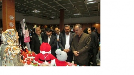 Ostoro fərmondor: Ostoro dasti sənaye hınə soybon sabitə ko icod kardeyədə muhimmə rolışon heste