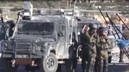 Serdadu Israel Seret Jenazah Syahid Nakhla