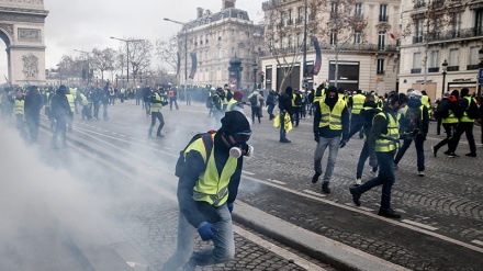 ادامه اعتراضات جلیقه زردها در پاریس