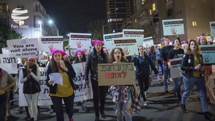 Tel Aviv'de kadına şiddet protesto edildi