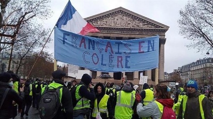 Macron ne trahit pas les Rothschild