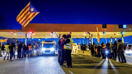 La Fiscalía investiga a los Mossos por no impedir los cortes de los CDR en autopistas