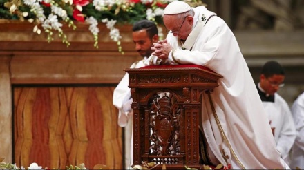 ローマ法王が、イエメンとシリアの状況改善を祈祷