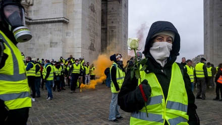 Ukrayna Paris olayları için Rusya'yı suçladı