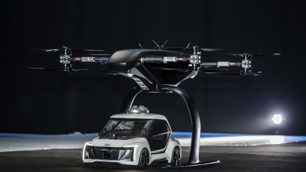 Audi ва Airbus биринчи учар таксини синовдан ўтказди