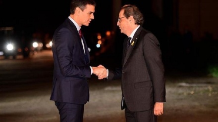 Spanish PM, pro-secession leader agree to find solution to Catalonia crisis