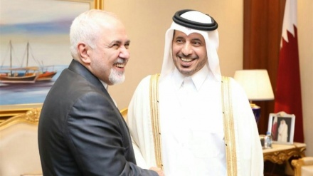伊朗外长与卡塔尔首相在多哈举行会见