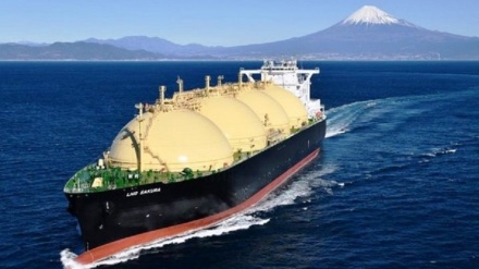 アラビア語紙、「日本は、原油・天然ガス輸入関連の支出増加のため貿易赤字」