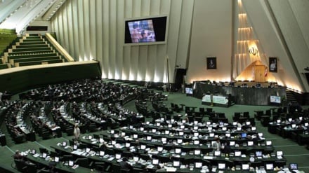 Wabunge wa Iran walaani hatua ya Bunge la UK kuitambua IRGC kuwa 'kundi la kigaidi'