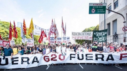 Fotos: Multitudinaria marcha contra el G20 en Buenos Aires