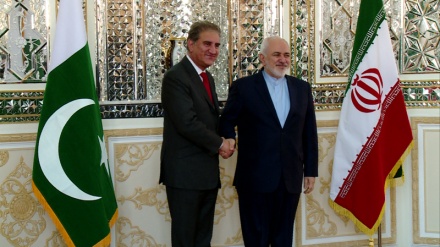 Ministri i jashtëm i Pakistanit bisedon me Zarif në Teheran