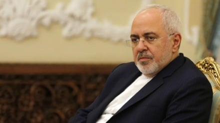 イラン外相、「米はアルカイダとタリバンを武装化」