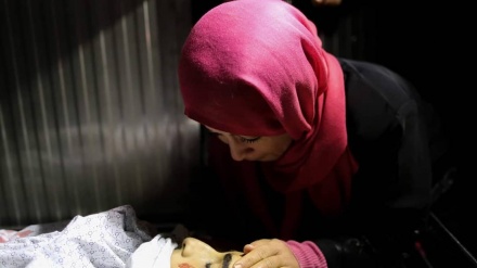 Keluarga Syahid Jahjouh Berduka 