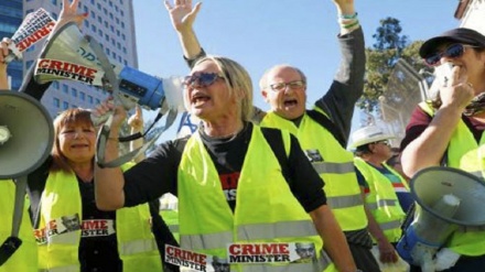 Israelíes visten chalecos amarillos contra el ministro del crimen(video+fotos)