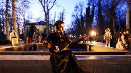 Festival Delima Uraman di Niavaran (1)