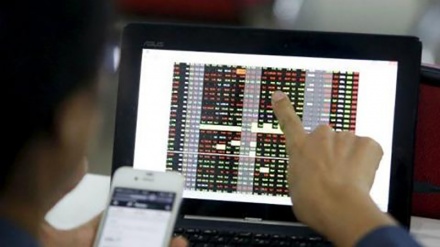 কম্পিউটারের ওপর ভারত সরকারের নজরদারি: ক্ষুব্ধ বিরোধী নেতারা