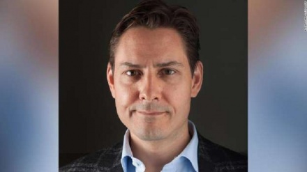 হুয়াওয়ে কর্মকর্তাকে আটকের জের: চীনে কানাডার সাবেক কূটনীতিক গ্রেফতার